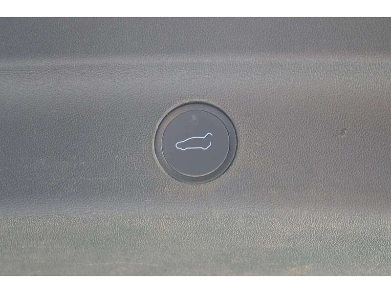 Tesla Model Y (Dual Motor) Long Range SUV 5dr Electric Auto 4WDE (384 bhp) | PAN ROOF|H/SEATS|WHITE LEATHER - U11070