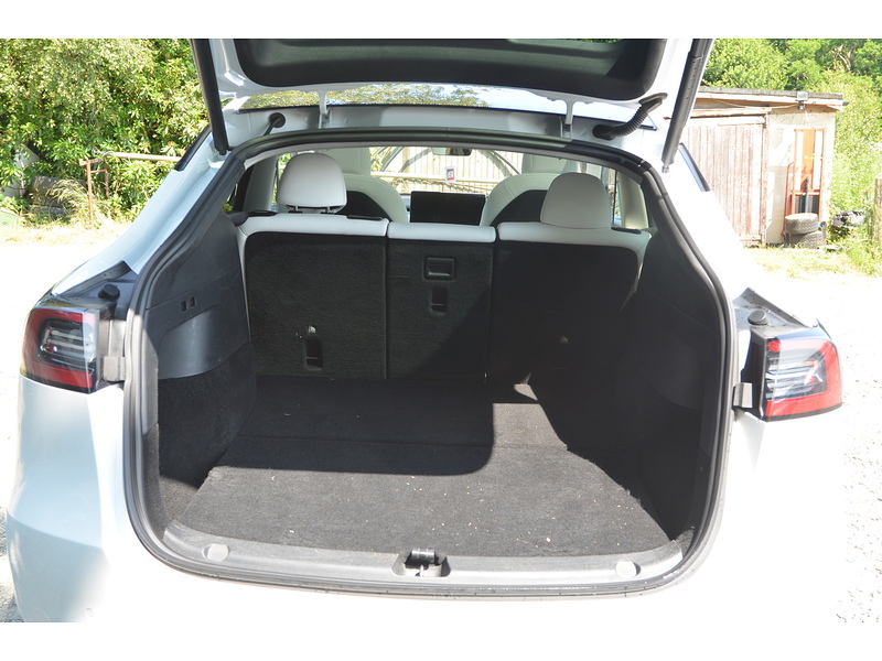 Tesla Model Y (Dual Motor) Long Range SUV 5dr Electric Auto 4WDE (384 bhp) | PAN ROOF|H/SEATS|WHITE LEATHER - U11070