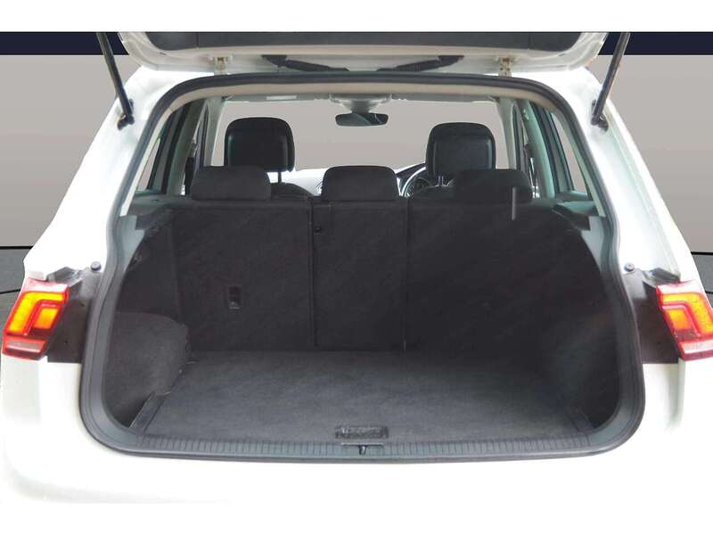 Volkswagen Tiguan 1.4 TSI SE Navigation SUV 5dr Petrol Manual Euro 6 (s/s) (125 ps) - U11071