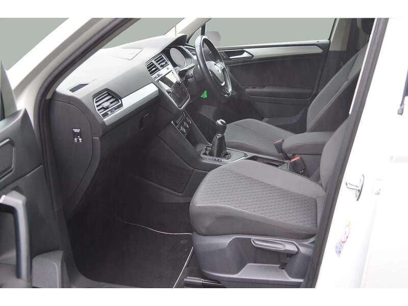 Volkswagen Tiguan 1.4 TSI SE Navigation SUV 5dr Petrol Manual Euro 6 (s/s) (125 ps) - U11071