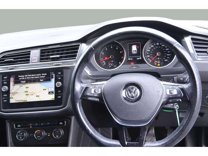 Volkswagen Tiguan 1.4 TSI SE Navigation SUV 5dr Petrol Manual Euro 6 (s/s) (125 ps) - U11071