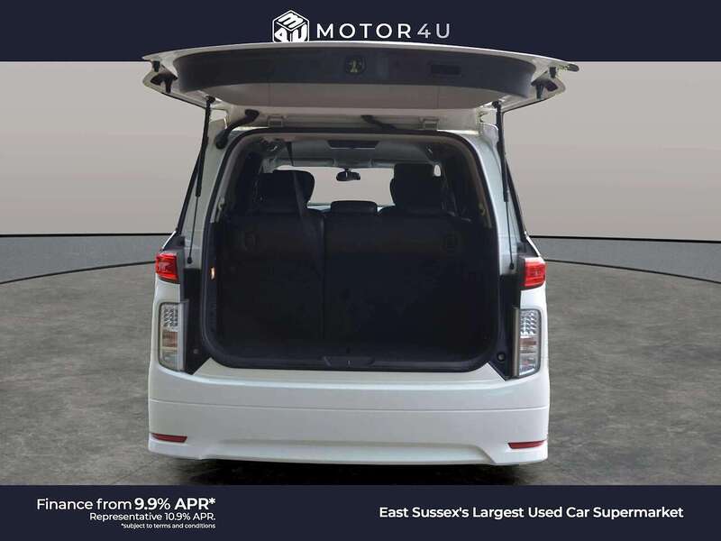 Nissan Elgrand MPV 0.0 Petrol | 6 SEATS|R/CAM|BTOOTH|NAV - U11073