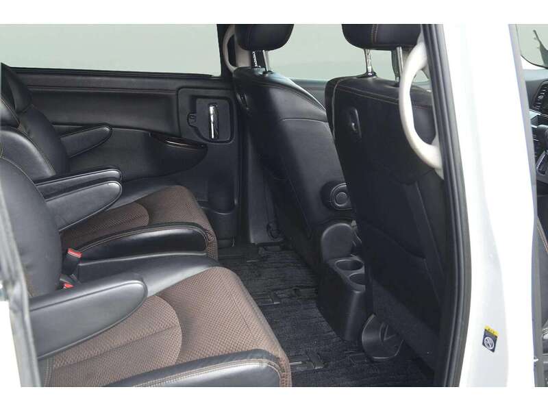 Nissan Elgrand MPV 0.0 Petrol | 6 SEATS|R/CAM|BTOOTH|NAV - U11073
