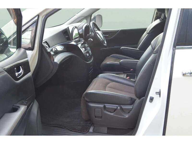 Nissan Elgrand MPV 0.0 Petrol | 6 SEATS|R/CAM|BTOOTH|NAV - U11073