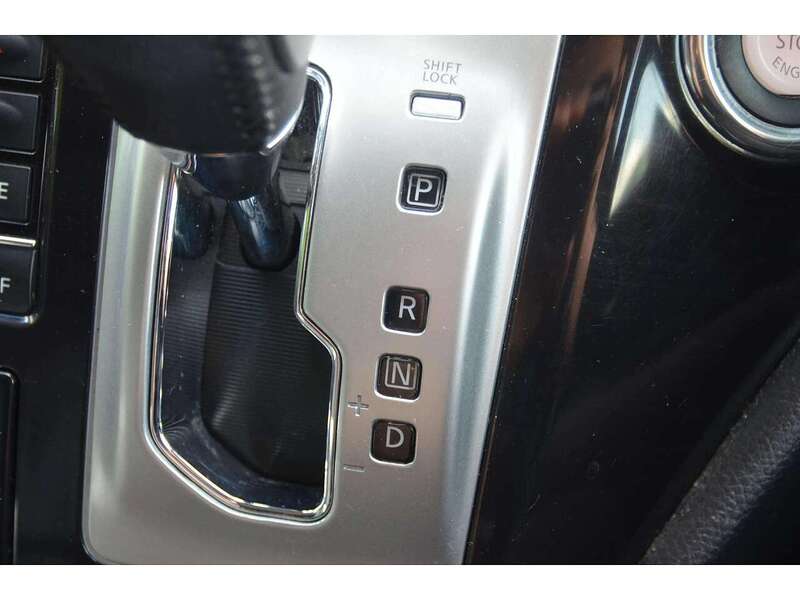 Nissan Elgrand MPV 0.0 Petrol | 6 SEATS|R/CAM|BTOOTH|NAV - U11073