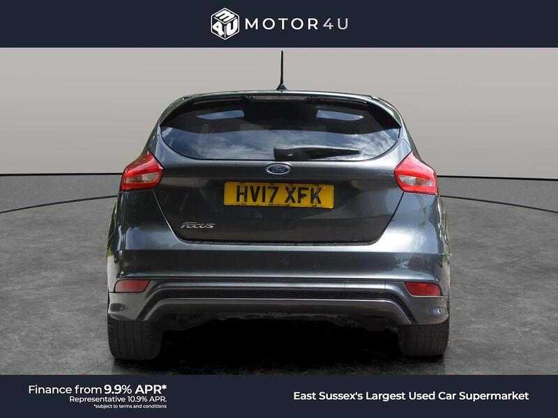 Ford Focus 1.5 TDCi ST-Line Hatchback 5dr Diesel Manual Euro 6 (s/s) (120 ps) - U11074