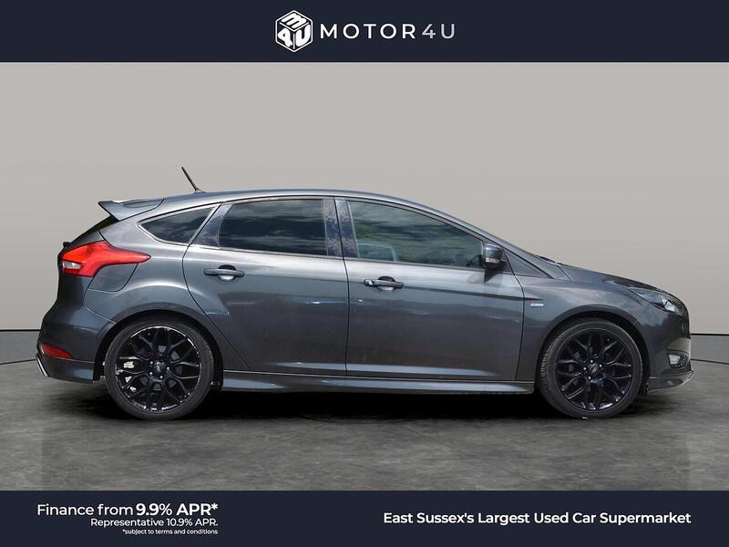 Ford Focus 1.5 TDCi ST-Line Hatchback 5dr Diesel Manual Euro 6 (s/s) (120 ps) - U11074