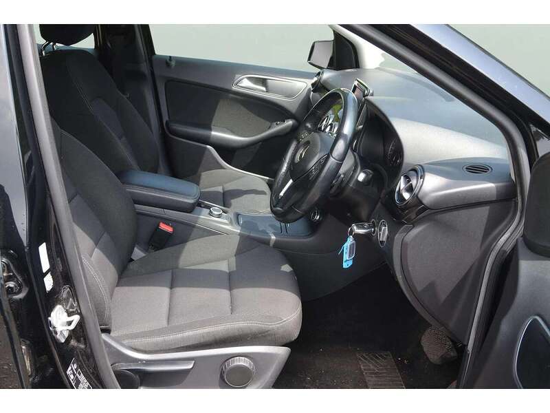 Mercedes-Benz B Class 1.5 B180 CDI SE MPV 5dr Diesel 7G-DCT Euro 5 (s/s) (109 ps) - U11076