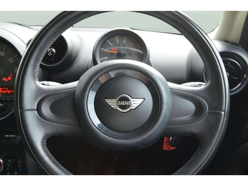MINI Countryman 1.6 Cooper D SUV 5dr Diesel Manual Euro 5 (s/s) (112 ps) - U11078