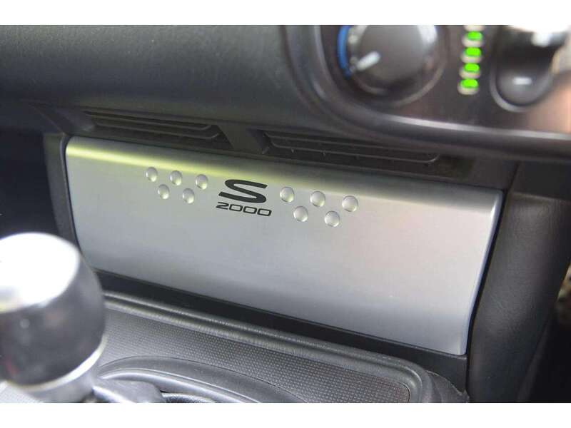 Honda S2000 i-VTEC Roadster - U11081