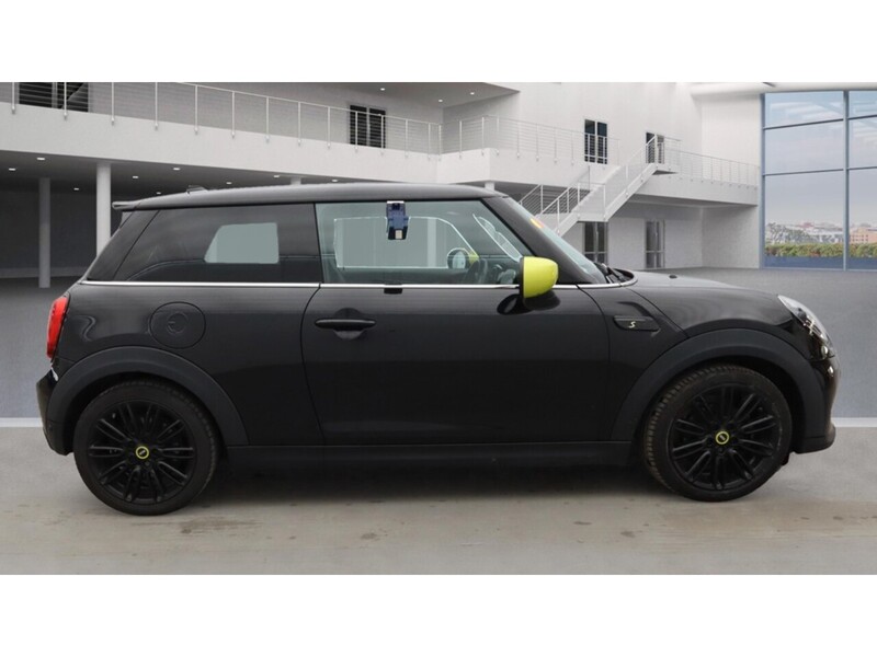 MINI Electric Hatch Cooper SE 32.6kWh Level 2 Hatchback 3dr Electric Auto (184 ps) - U11082