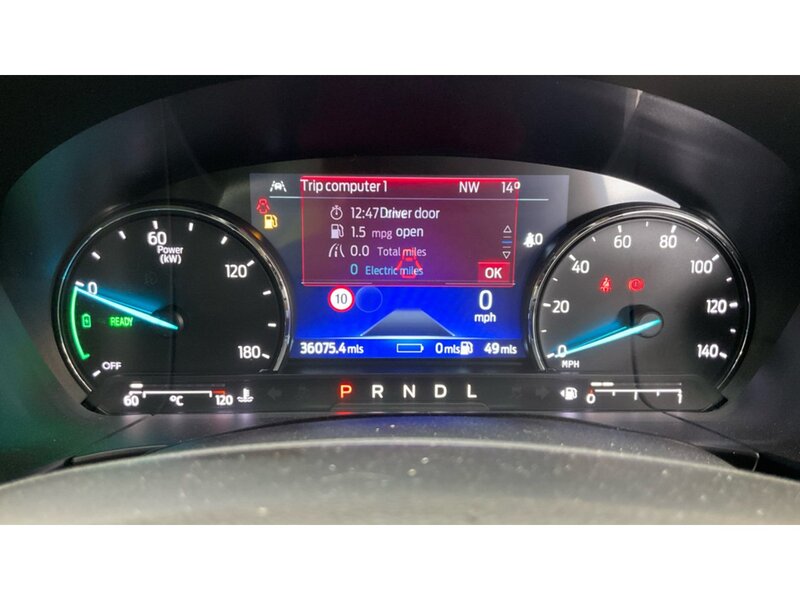 Ford Kuga 2.5 EcoBoost Duratec 14.4kWh Titanium First Edition SUV 5dr Petrol Plug-in Hybrid CVT Euro 6 (s/s) - U11085