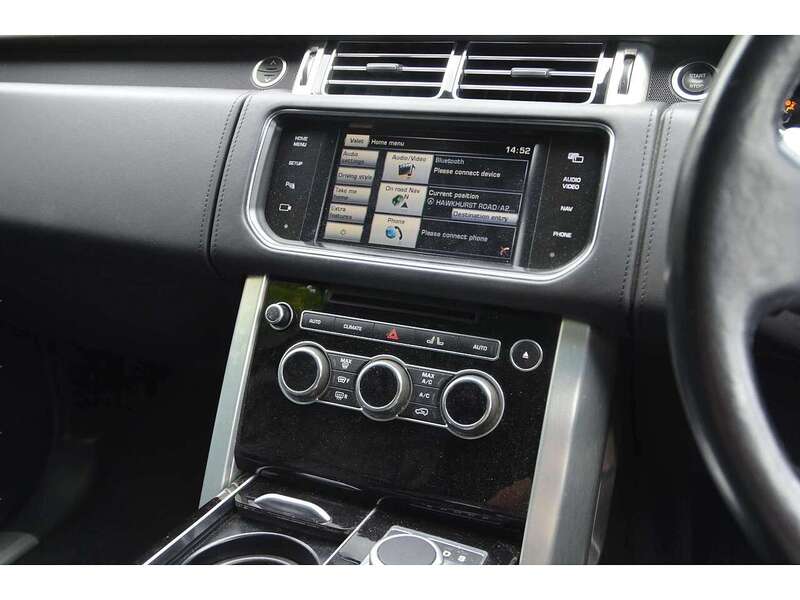 Land Rover Range Rover 3.0 TD V6 Autobiography SUV 5dr Diesel Auto 4WD Euro 5 (s/s) (258 ps) - U11087