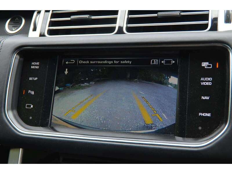 Land Rover Range Rover 3.0 TD V6 Autobiography SUV 5dr Diesel Auto 4WD Euro 5 (s/s) (258 ps) - U11087