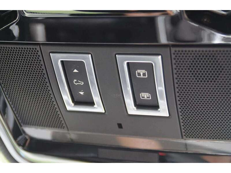 Land Rover Range Rover 3.0 TD V6 Autobiography SUV 5dr Diesel Auto 4WD Euro 5 (s/s) (258 ps) - U11087