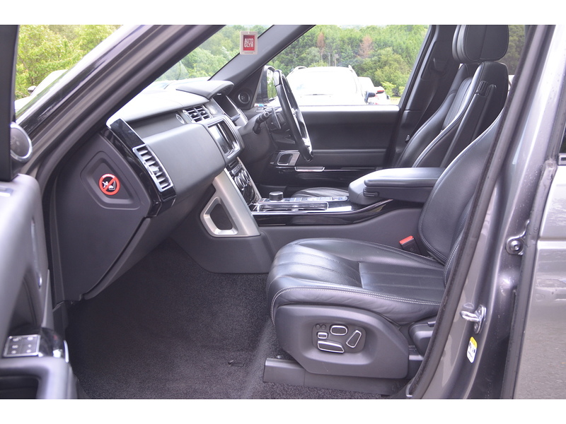 Land Rover Range Rover 3.0 TD V6 Autobiography SUV 5dr Diesel Auto 4WD Euro 5 (s/s) (258 ps) - U11087