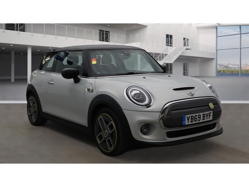 MINI Electric Hatch Cooper SE 32.6kWh Level 2 Hatchback 3dr Electric Auto (184 ps) | P/SENSORS|BTOOTH|H/SEATS|NAV - U11090