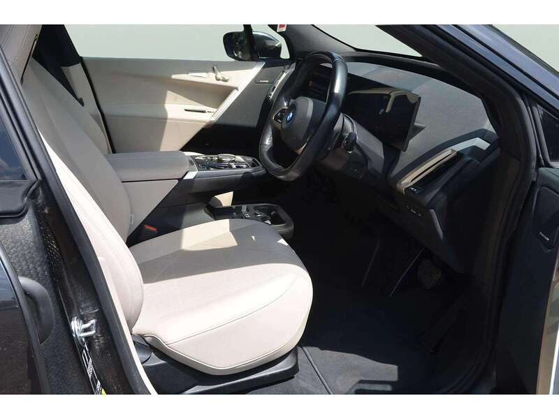 BMW iX 40 76.6kWh M Sport SUV 5dr Electric Auto xDrive (326 ps) - U11093