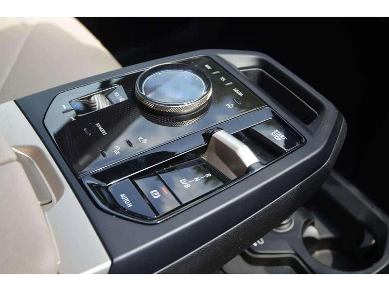BMW iX 40 76.6kWh M Sport SUV 5dr Electric Auto xDrive (326 ps) - U11093