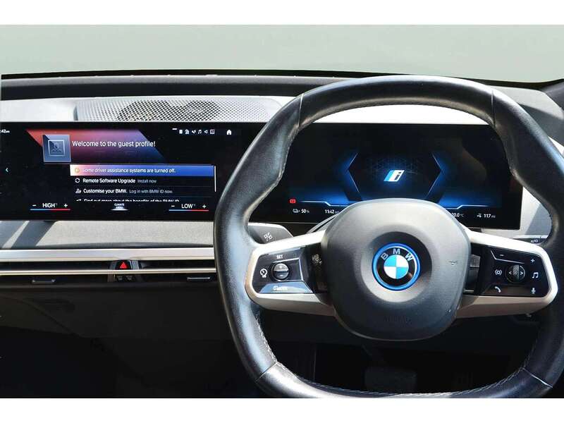 BMW iX 40 76.6kWh M Sport SUV 5dr Electric Auto xDrive (326 ps) - U11093