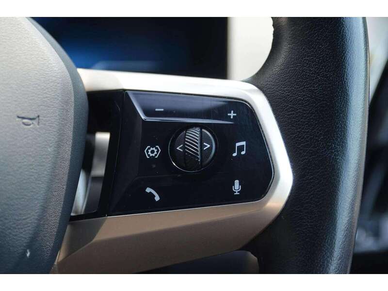 BMW iX 40 76.6kWh M Sport SUV 5dr Electric Auto xDrive (326 ps) - U11093