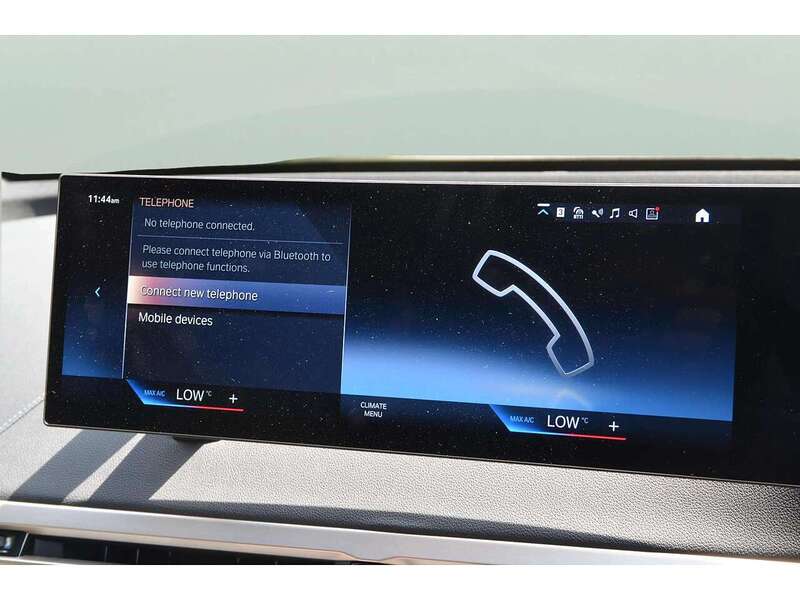 BMW iX 40 76.6kWh M Sport SUV 5dr Electric Auto xDrive (326 ps) - U11093
