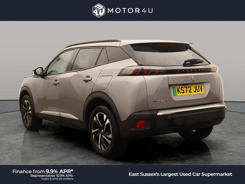 Peugeot E-2008 Allure Premium + - U11096
