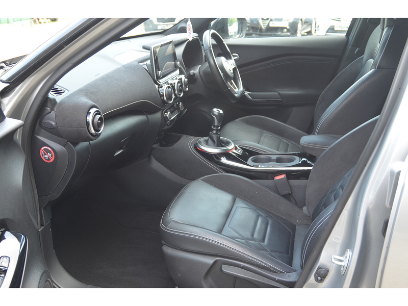 Nissan Juke 1.0 DIG-T Tekna+ SUV 5dr Petrol Manual Euro 6 (s/s) (114 ps) | H/SEATS|R/CAM|CRUISE|NAV - U11101