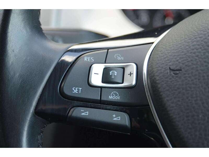 Volkswagen Golf 1.4 TSI BlueMotion Tech Match Hatchback 5dr Petrol Manual Euro 6 (s/s) (125 ps) | 1 - U11103
