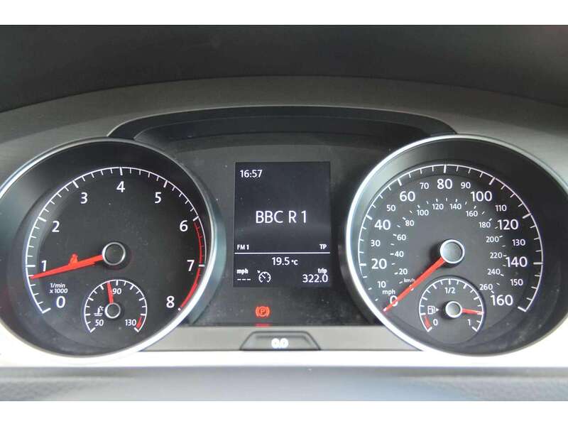 Volkswagen Golf 1.4 TSI BlueMotion Tech Match Hatchback 5dr Petrol Manual Euro 6 (s/s) (125 ps) | 1 - U11103