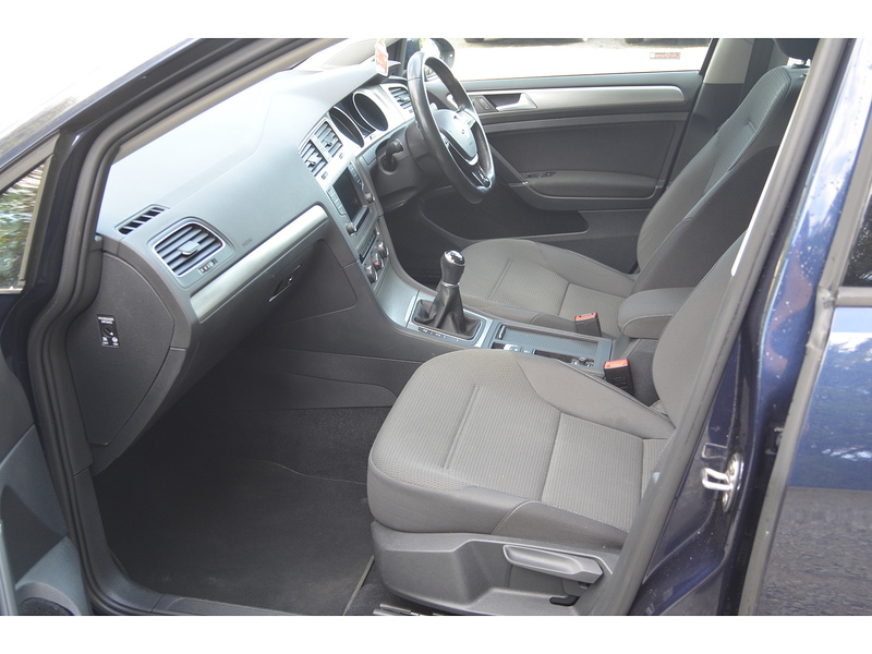 Volkswagen Golf 1.4 TSI BlueMotion Tech Match Hatchback 5dr Petrol Manual Euro 6 (s/s) (125 ps) | 1 - U11103