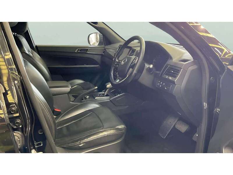 SsangYong Musso 2.2D Saracen Pickup Double Cab 4dr Diesel Auto 4WD Euro 6 (181 ps) | TOW BAR|HARD TOP|R/CAM|1 OWNER - U11106
