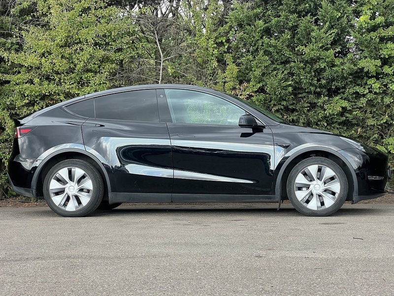 Tesla Model Y (Dual Motor) Long Range SUV 5dr Electric Auto 4WDE (384 bhp) | PAN ROOF|P/CAM|1 OWNER|VAT Q - U11107