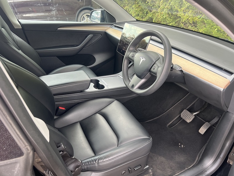 Tesla Model Y (Dual Motor) Long Range SUV 5dr Electric Auto 4WDE (384 bhp) | PAN ROOF|P/CAM|1 OWNER|VAT Q - U11107