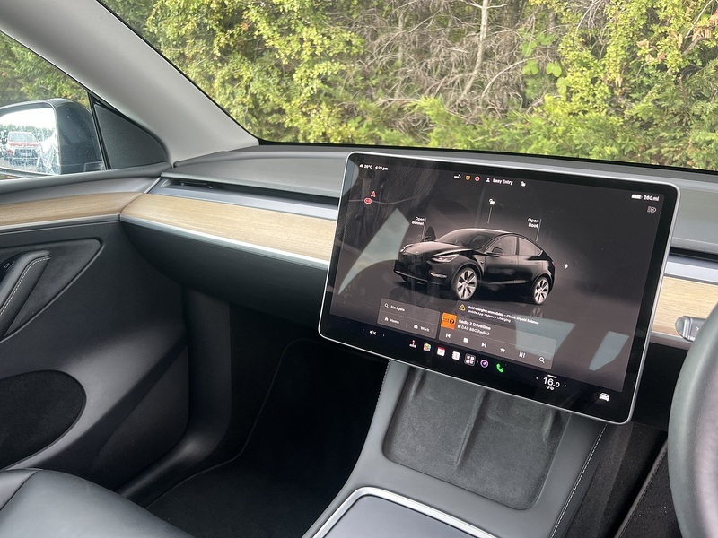 Tesla Model Y (Dual Motor) Long Range SUV 5dr Electric Auto 4WDE (384 bhp) | PAN ROOF|P/CAM|1 OWNER|VAT Q - U11107