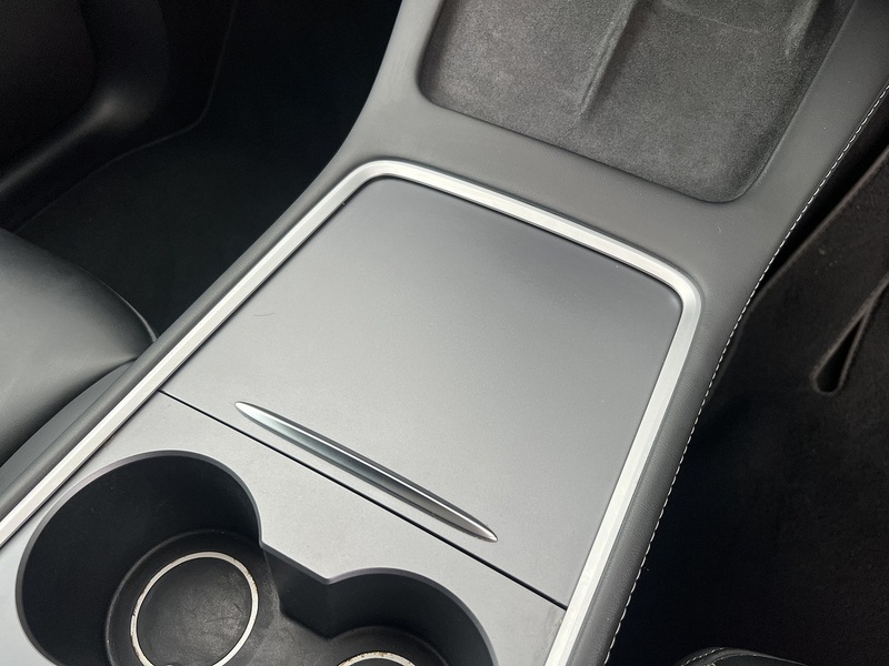 Tesla Model Y (Dual Motor) Long Range SUV 5dr Electric Auto 4WDE (384 bhp) | PAN ROOF|P/CAM|1 OWNER|VAT Q - U11107