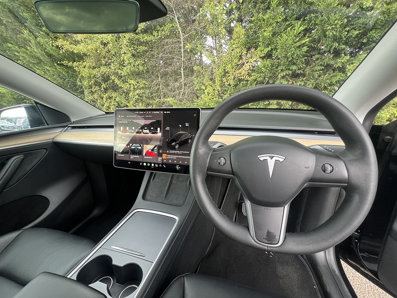 Tesla Model Y (Dual Motor) Long Range SUV 5dr Electric Auto 4WDE (384 bhp) | PAN ROOF|P/CAM|1 OWNER|VAT Q - U11107