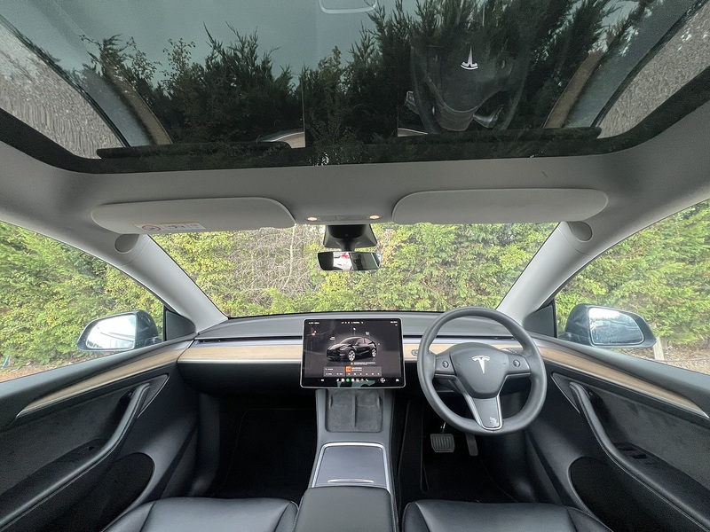Tesla Model Y (Dual Motor) Long Range SUV 5dr Electric Auto 4WDE (384 bhp) | PAN ROOF|P/CAM|1 OWNER|VAT Q - U11107