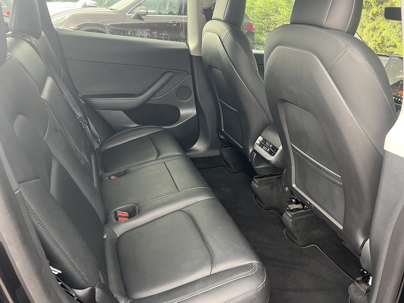 Tesla Model Y (Dual Motor) Long Range SUV 5dr Electric Auto 4WDE (384 bhp) | PAN ROOF|P/CAM|1 OWNER|VAT Q - U11107