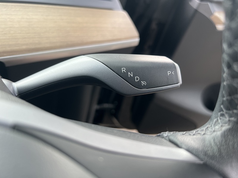 Tesla Model Y (Dual Motor) Long Range SUV 5dr Electric Auto 4WDE (384 bhp) | PAN ROOF|P/CAM|1 OWNER|VAT Q - U11107