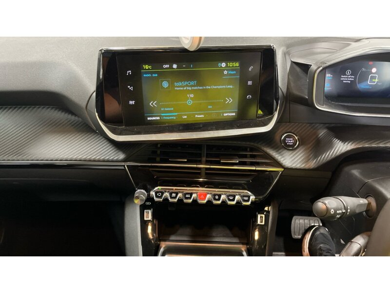 Peugeot E-208 50kWh Allure Premium Hatchback 5dr Electric Auto (7kW Charger) (136 ps) | PRIVACY|R/CAM|1 OWNER|VAT - U11108