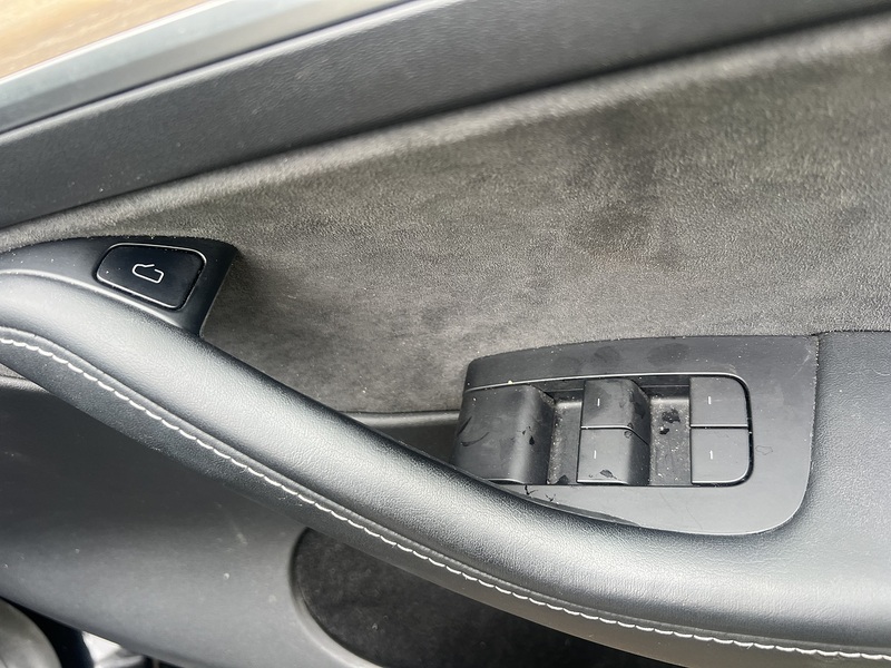 Tesla Model Y (Dual Motor) Long Range SUV 5dr Electric Auto 4WDE (384 bhp) | PAN ROOF|PRIVACY|1 OWNER|VATQ - U11111