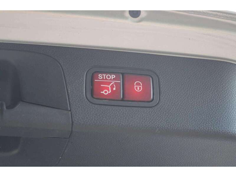 Mercedes-Benz GLC 2.1 GLC220d AMG Line (Premium) SUV 5dr Diesel G-Tronic 4MATIC Euro 6 (s/s) (170 ps) | PAN - U11118