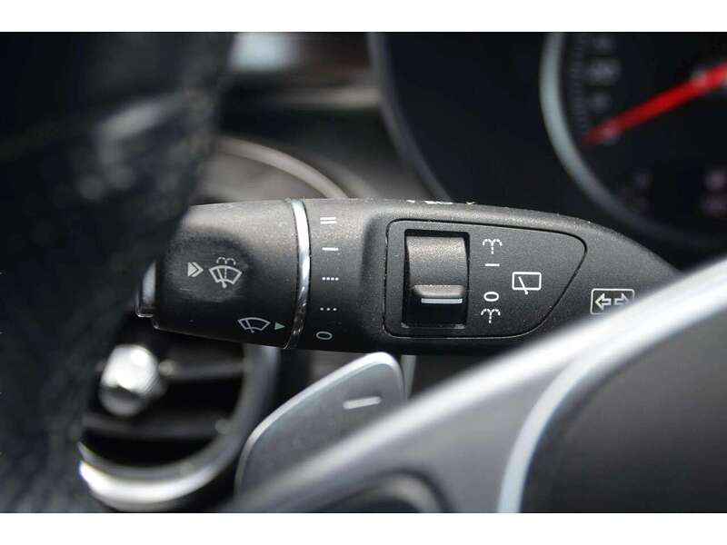 Mercedes-Benz GLC 2.1 GLC220d AMG Line (Premium) SUV 5dr Diesel G-Tronic 4MATIC Euro 6 (s/s) (170 ps) | PAN - U11118