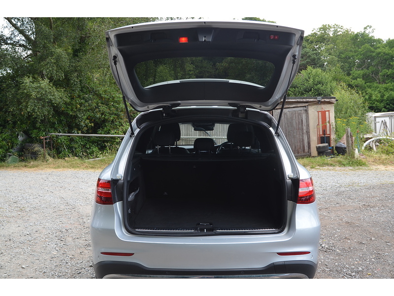 Mercedes-Benz GLC 2.1 GLC220d AMG Line (Premium) SUV 5dr Diesel G-Tronic 4MATIC Euro 6 (s/s) (170 ps) | PAN - U11118