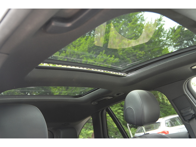 Mercedes-Benz GLC 2.1 GLC220d AMG Line (Premium) SUV 5dr Diesel G-Tronic 4MATIC Euro 6 (s/s) (170 ps) | PAN - U11118