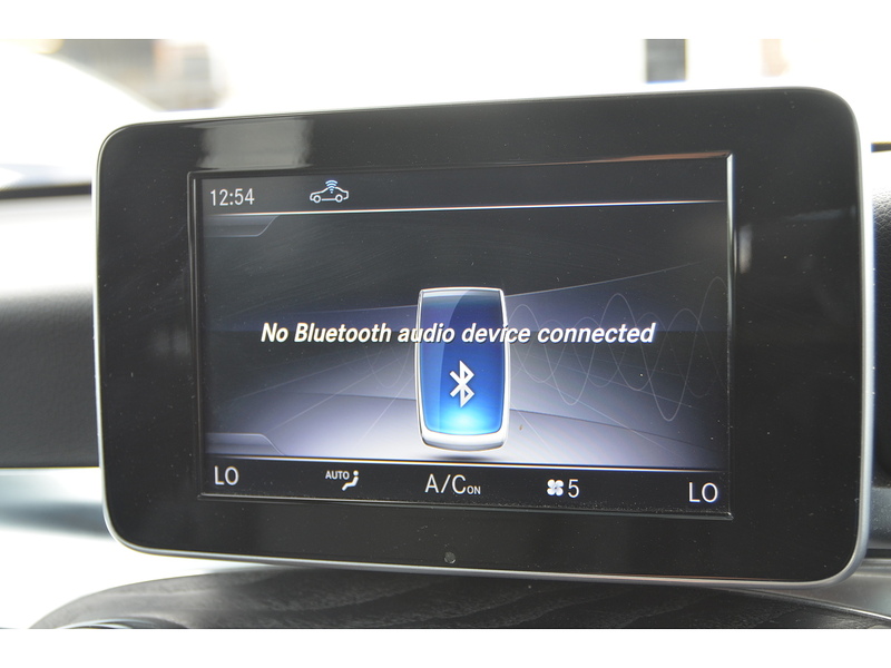 Mercedes-Benz GLC 2.1 GLC220d AMG Line (Premium) SUV 5dr Diesel G-Tronic 4MATIC Euro 6 (s/s) (170 ps) | PAN - U11118