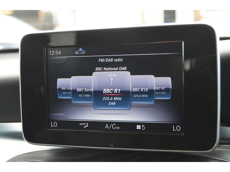 Mercedes-Benz GLC 2.1 GLC220d AMG Line (Premium) SUV 5dr Diesel G-Tronic 4MATIC Euro 6 (s/s) (170 ps) | PAN - U11118