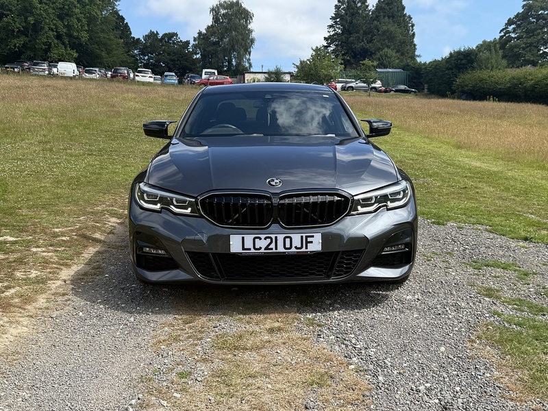 BMW 3 Series 330I M Sport - U11119