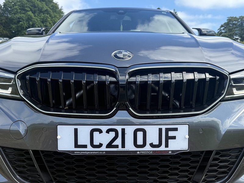 BMW 3 Series 330I M Sport - U11119